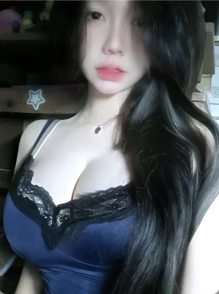 Ảnh minh hoạ địt gái xinh vú to số 12