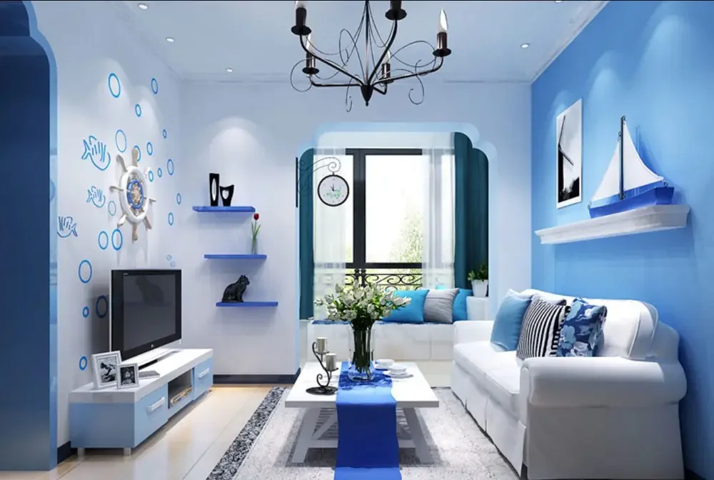 Sử dụng trang trí như tranh có hình biển, các trang trí nước, hoặc các yếu tố liên quan đến biển để decor phòng khách