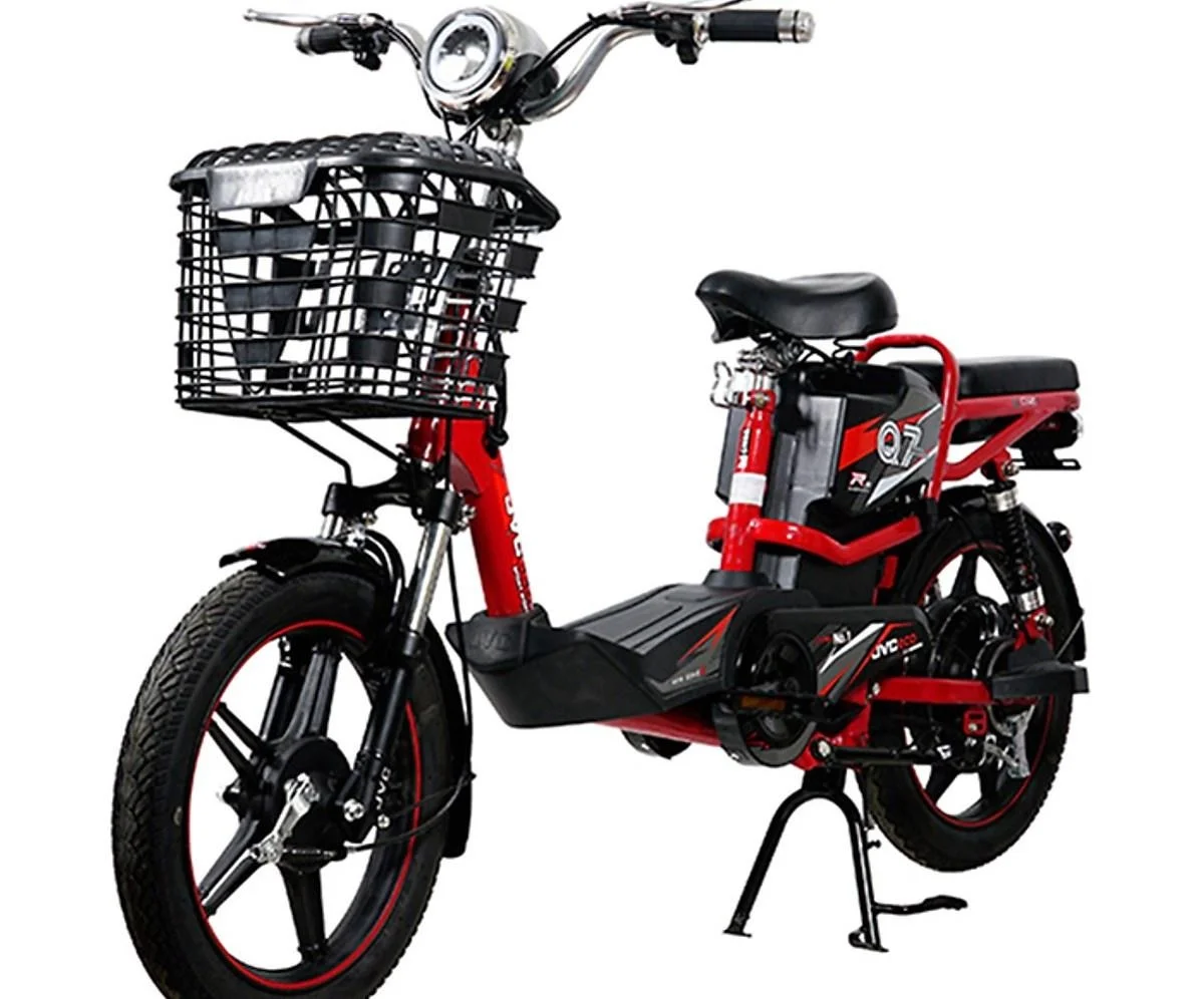 Xe đạp điện đỏ đen góc nghiêng